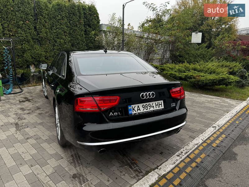 Седан Audi A8 2011 в Києві