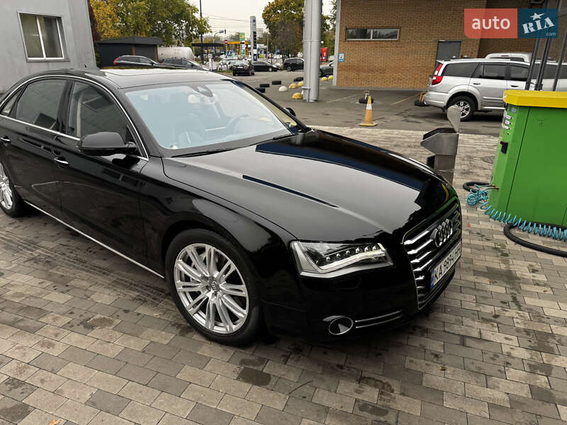 Седан Audi A8 2011 в Києві