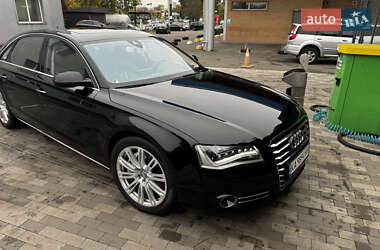 Седан Audi A8 2011 в 