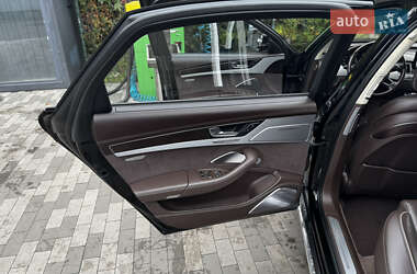Седан Audi A8 2011 в 