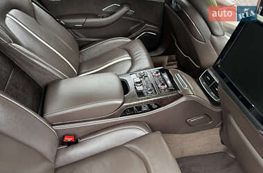 Седан Audi A8 2011 в 