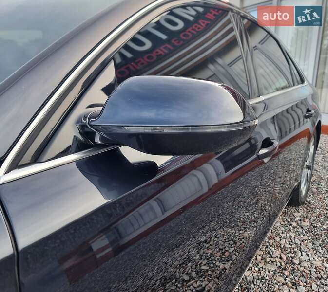 Седан Audi A8 2014 в Києві