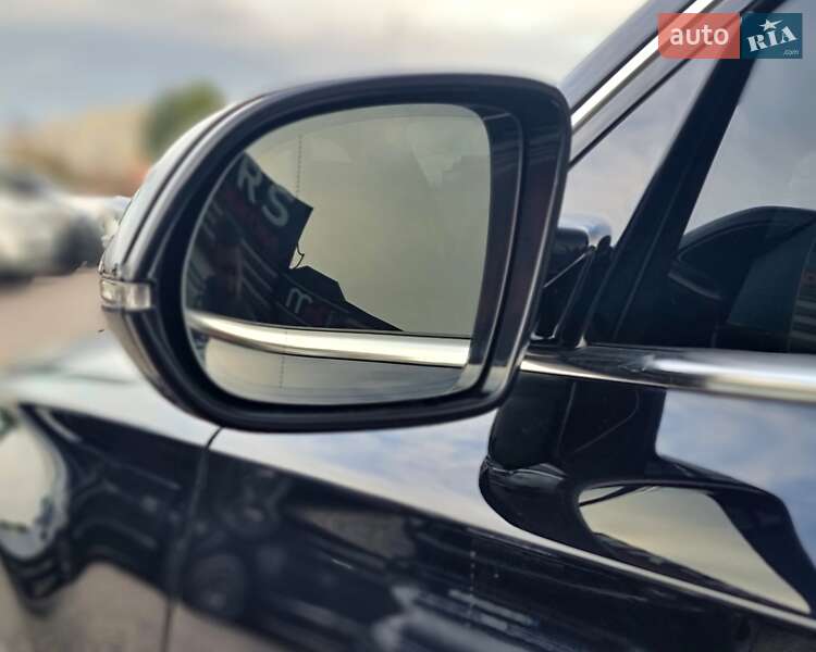 Седан Audi A8 2014 в Києві
