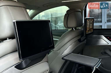 Седан Audi A8 2013 в Днепре