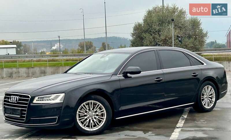 Седан Audi A8 2014 в Киеве