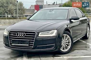 Седан Audi A8 2014 в 