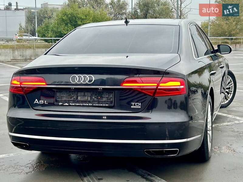 Седан Audi A8 2014 в Киеве