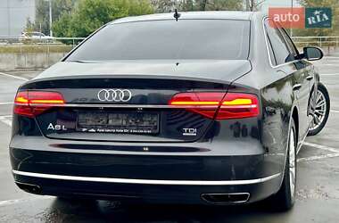 Седан Audi A8 2014 в 