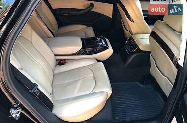 Седан Audi A8 2011 в 