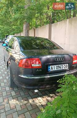 Седан Audi A8 2003 в 