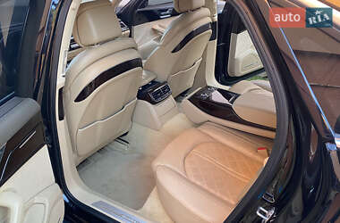 Седан Audi A8 2014 в 