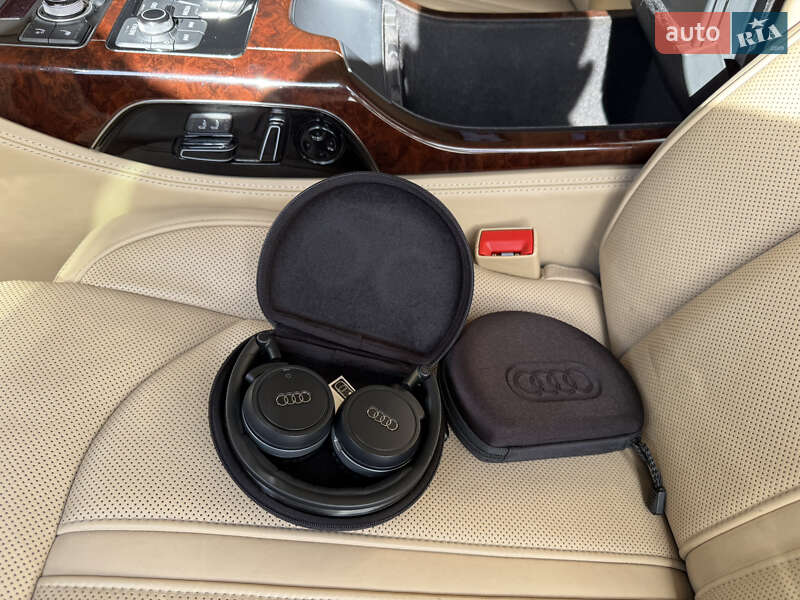 Седан Audi A8 2013 в Киеве