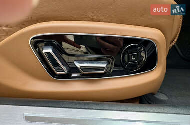 Седан Audi A8 2019 в 