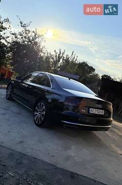Седан Audi A8 2012 в 