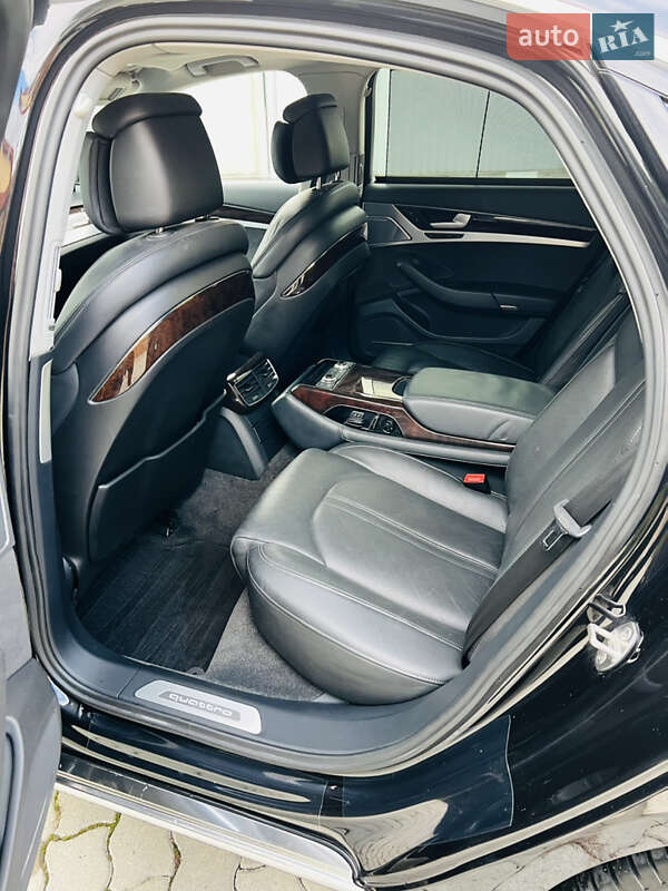 Седан Audi A8 2014 в Надвірній