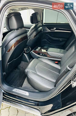 Седан Audi A8 2014 в 