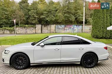 Седан Audi A8 2018 в 