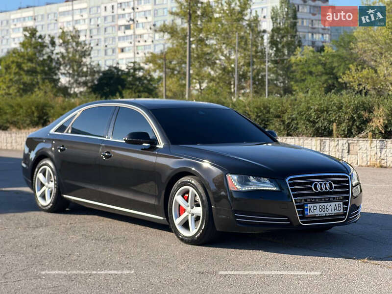 Седан Audi A8 2013 в Харькове
