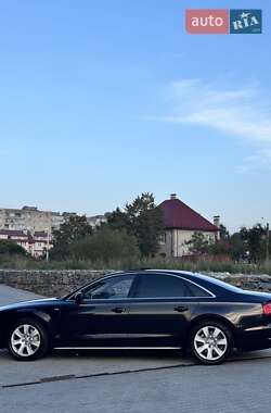 Седан Audi A8 2011 в 