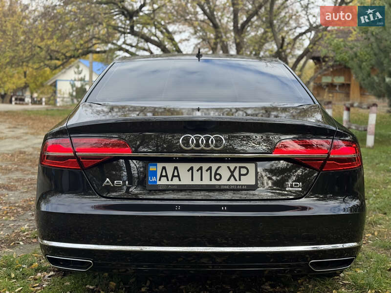 Седан Audi A8 2017 в Харькове