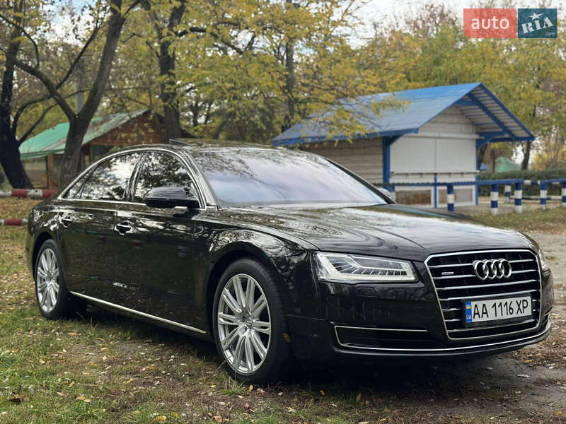 Седан Audi A8 2017 в Харькове