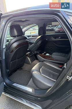 Седан Audi A8 2014 в 