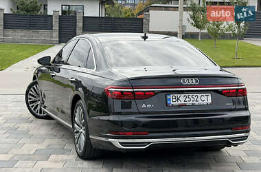 Седан Audi A8 2018 в 