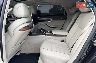 Седан Audi A8 2018 в 