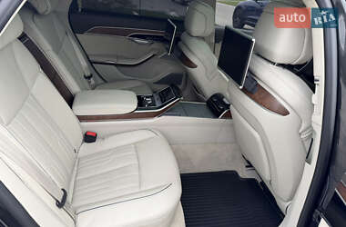 Седан Audi A8 2018 в 