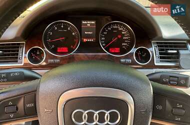 Седан Audi A8 2005 в 