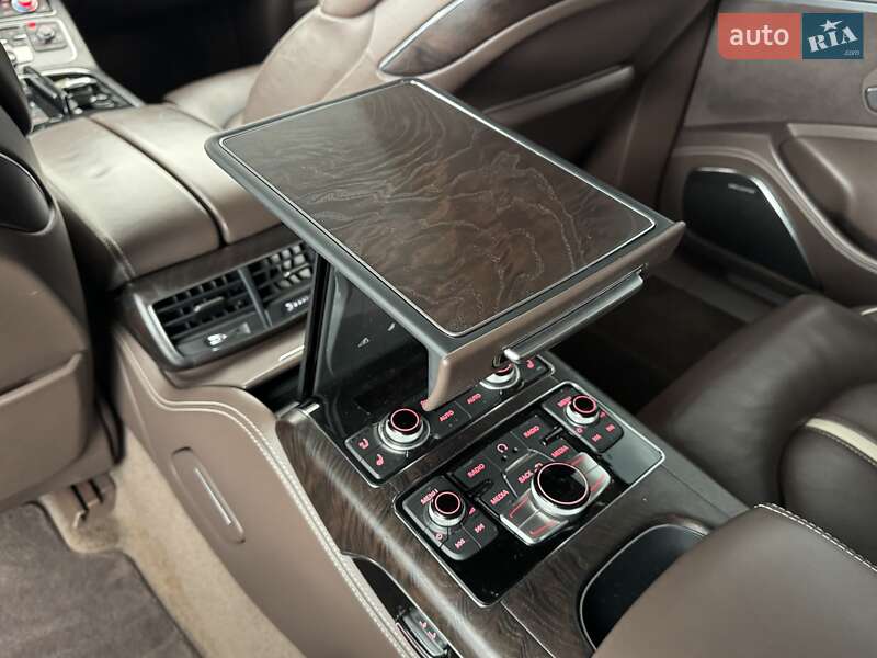 Седан Audi A8 2012 в Тернополе фото 116 Седан Audi A8 2012 в Тернополе