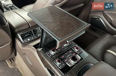 Седан Audi A8 2012 в 