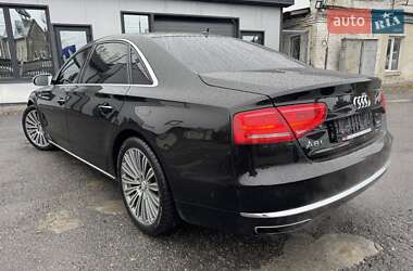 Седан Audi A8 2012 в 