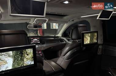 Седан Audi A8 2012 в 