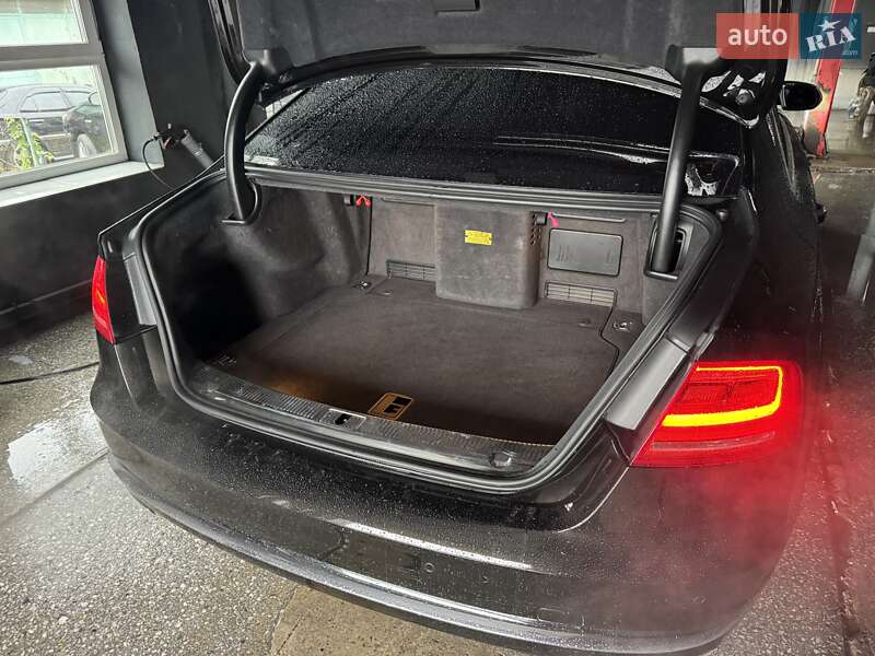 Седан Audi A8 2012 в Тернополе фото 45 Седан Audi A8 2012 в Тернополе