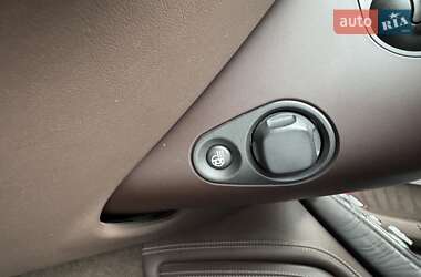 Седан Audi A8 2012 в 