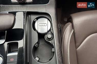 Седан Audi A8 2012 в 
