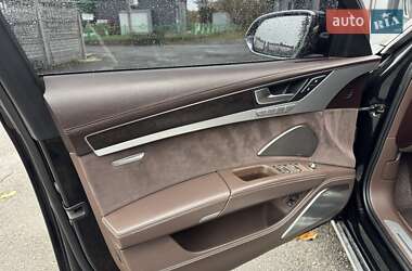 Седан Audi A8 2012 в 