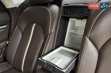 Седан Audi A8 2012 в 