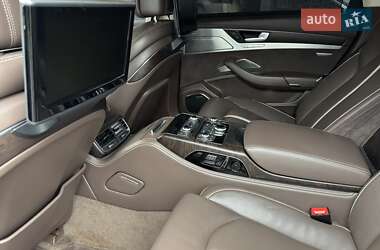 Седан Audi A8 2012 в 