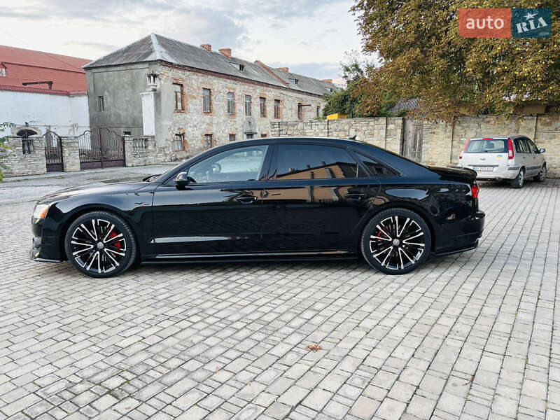 Седан Audi A8 2015 в Хмельницком