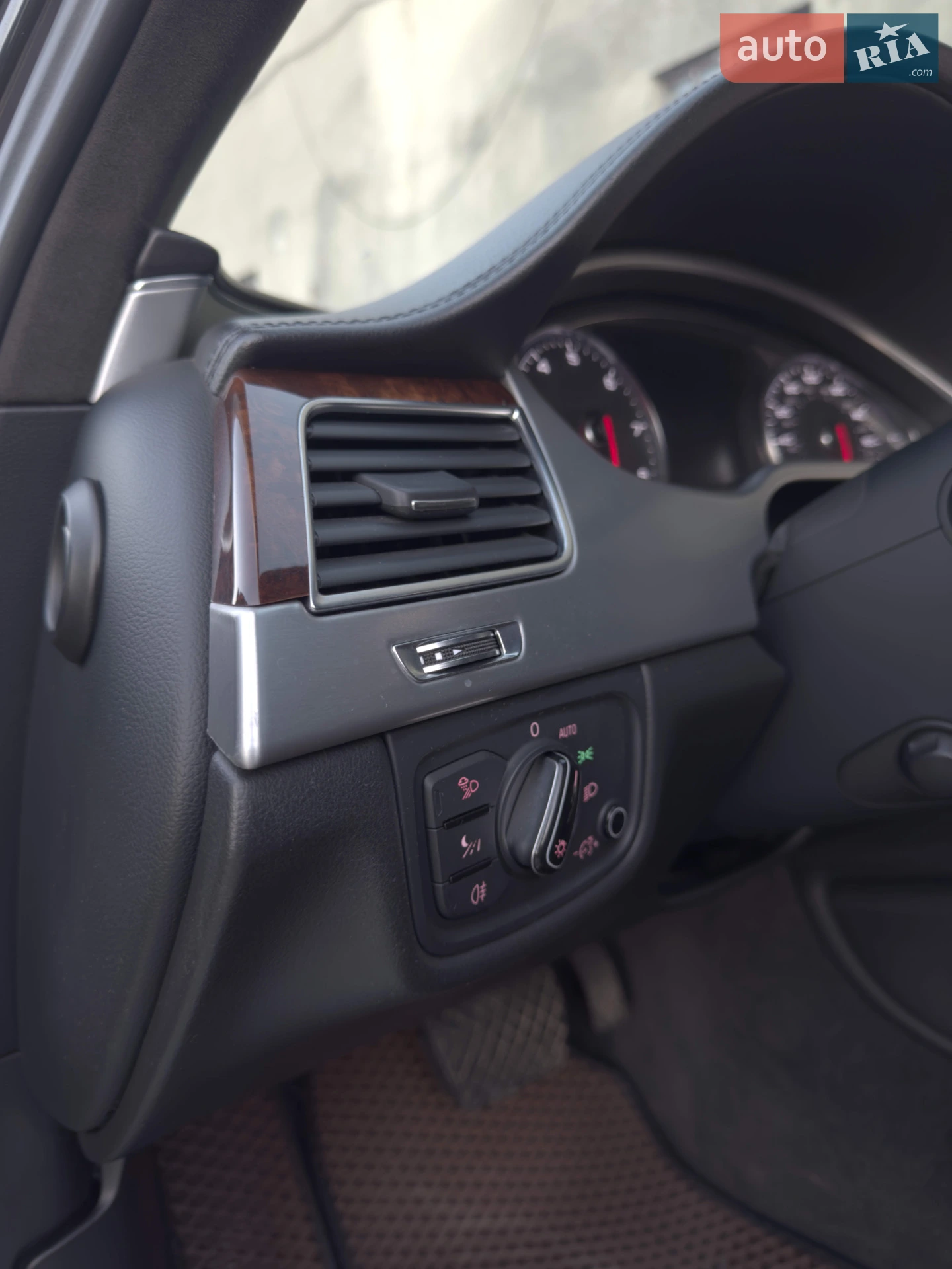 2012 Audi A8 - мініатюра 32