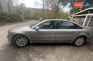 Седан Audi A8 2004 в  фото 11 Седан Audi A8 2004 в