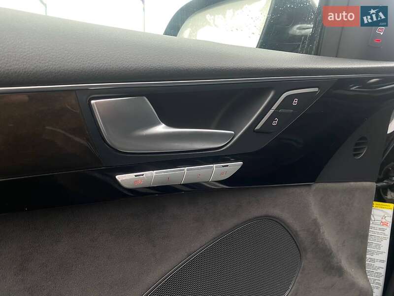 Седан Audi A8 2017 в Вінниці