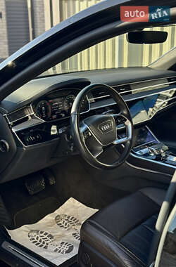 Седан Audi A8 2020 в 
