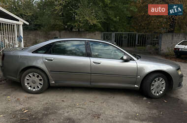 Седан Audi A8 2004 в  фото 15 Седан Audi A8 2004 в