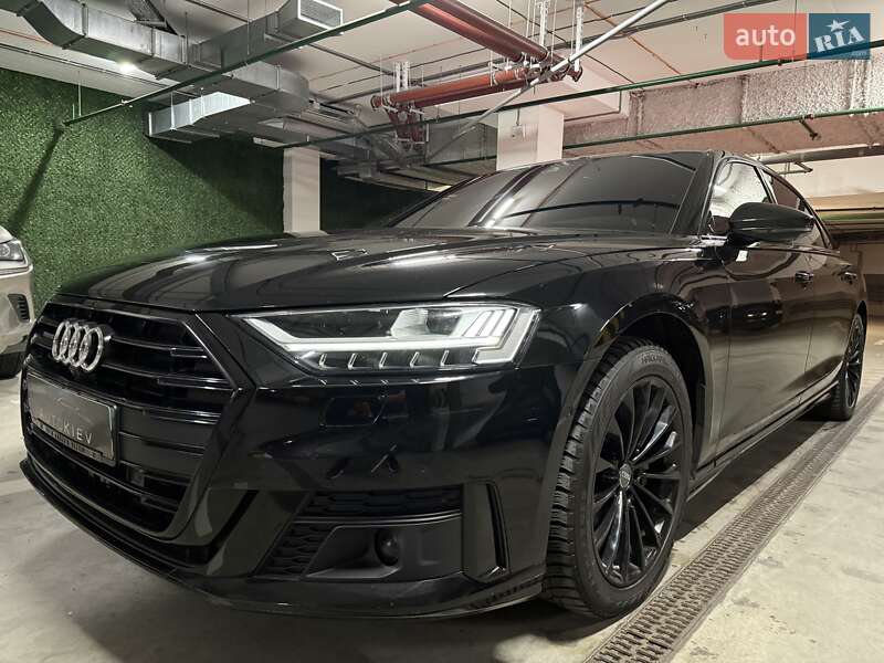 Седан Audi A8 2021 в Києві