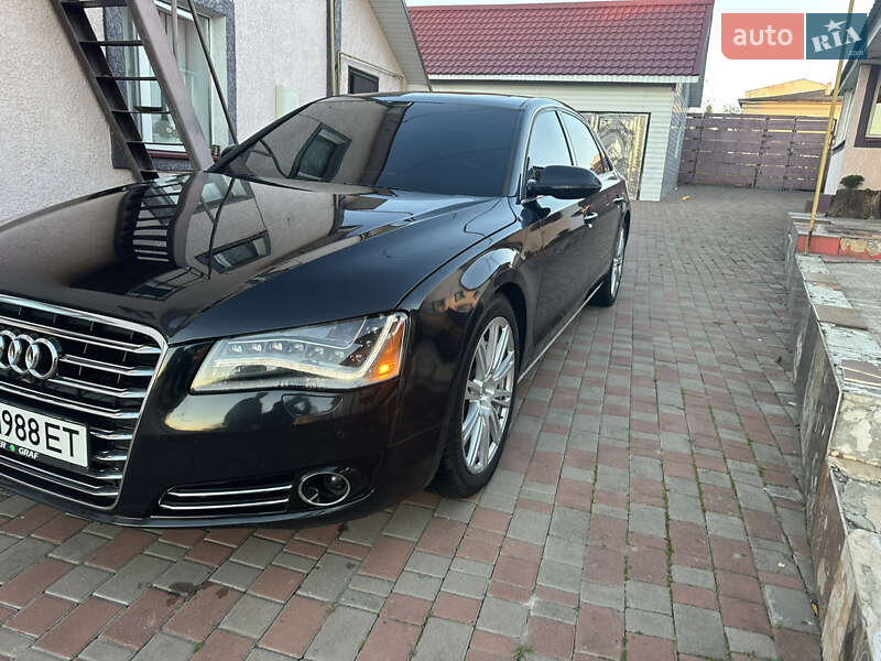 Седан Audi A8 2013 в Тернополе
