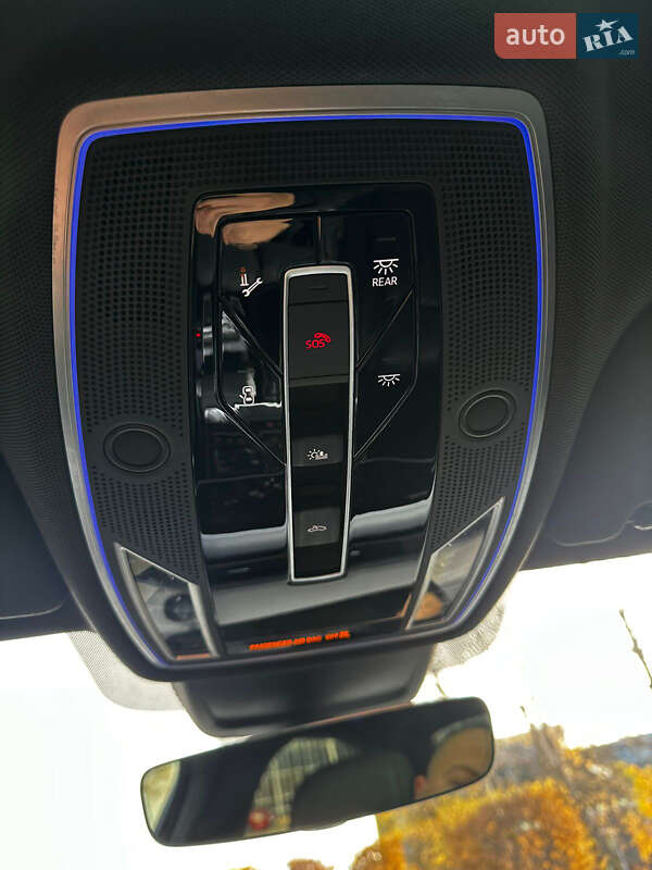 Седан Audi A8 2020 в Киеве