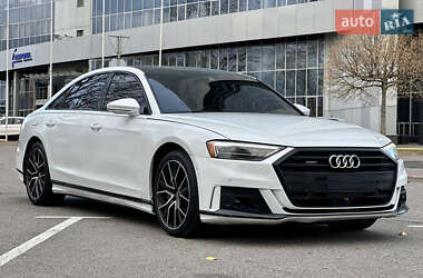 Седан Audi A8 2020 в Києві